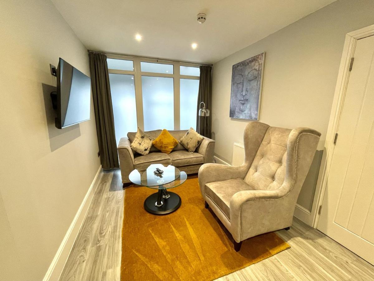 Hotel Lymm Living Warrington  Exterior foto